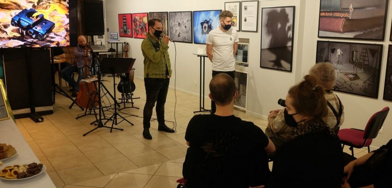 Wernisaż Kamila Myszkowskiego i Krzysztofa Szlapa w Galerii Muzealnej przy Muzeum Fotografii