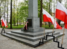 Święto Konstytucji 3 Maja. Okolicznościowe przemówienie Burmistrza Janowa Lubelskiego Krzysztofa Kołtysia