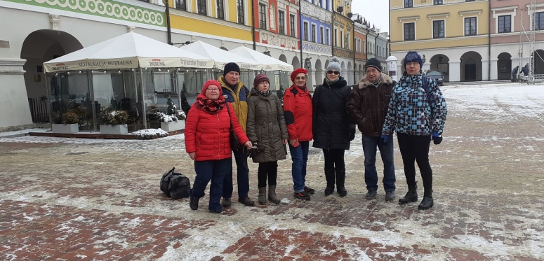 Przedsezonowe szkolenia zimowych aktywności w KAR „Rekreo – Styl” w Janowie Lubelskim. Wyjazd na łyżwy do Zamościa – grudzień 2021 r.