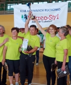Letnia Senioriada Sportowa we Frampolu. 1 miejsce Klub Aktywnych Ruchowo "Rekreo-Styl" z Janowa Lubelskiego