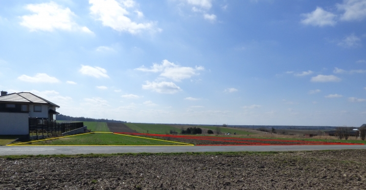 Na sprzedaż . Trzy równoległe działki budowlane po około 36 arów każda